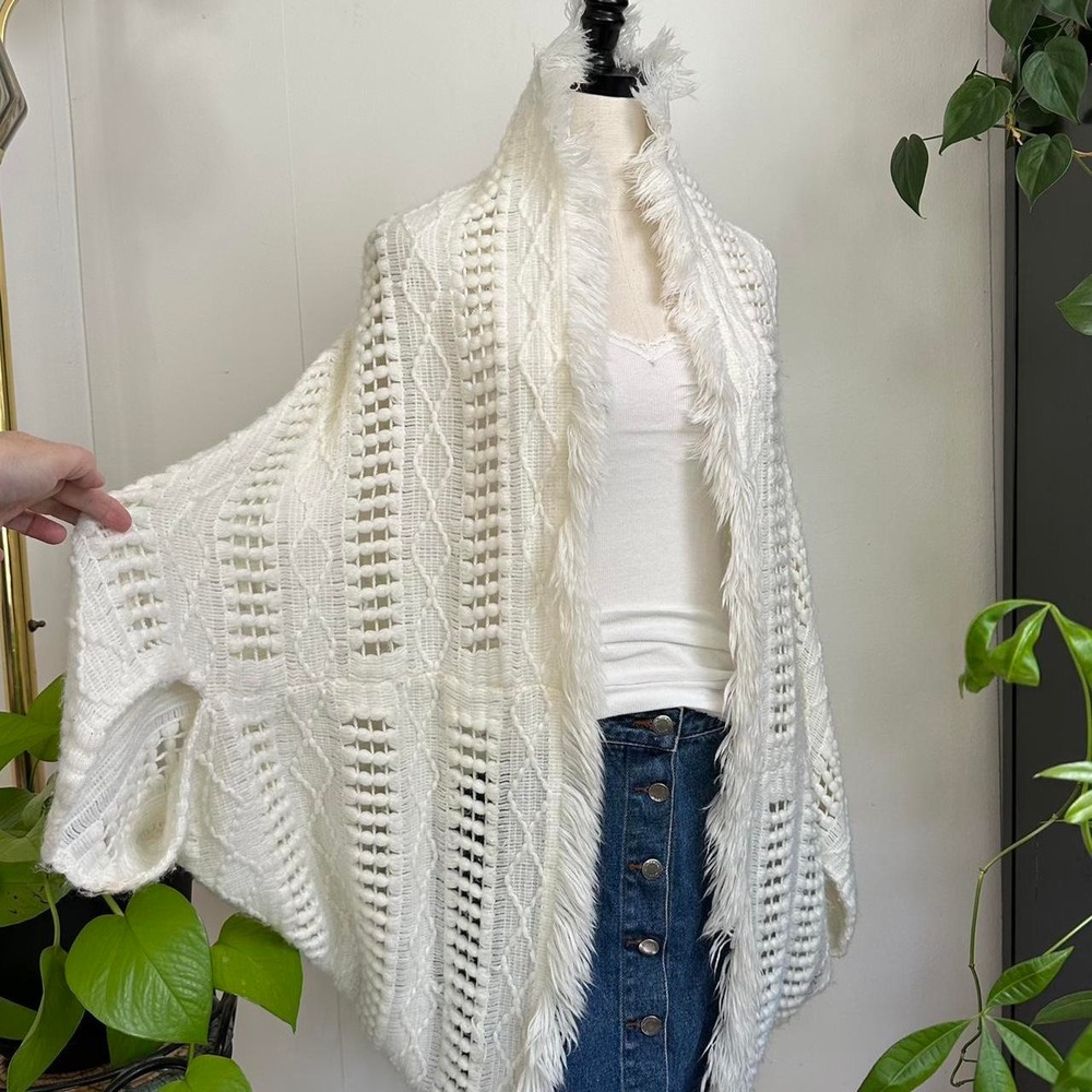 American Eagle White Oversized Open Knit Fringe Sweater Shawl One Size